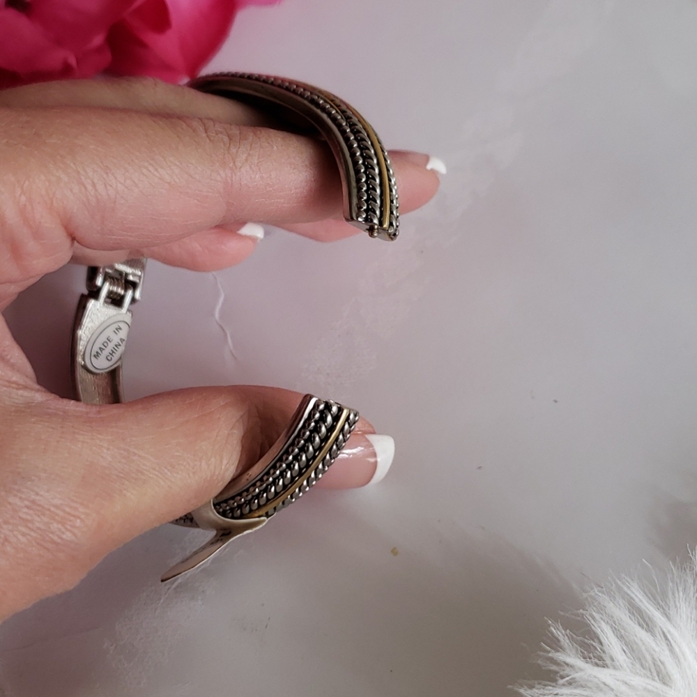 Bracelet - Picture 3 of 3